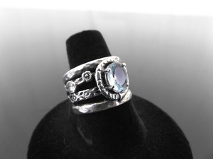 .925 Sterling Silver Oval Cut Topaz Flower Scrolled Hand Hammered Ring Size 8