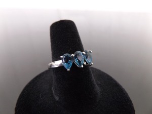 .925 Sterling Silver Rich Pear Cut Topaz Crystal Ring Size 6.5