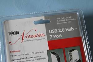 lot 29 image: Lot of 2 - New - Tripp Lite High Speed 7-Port USB Hub Units