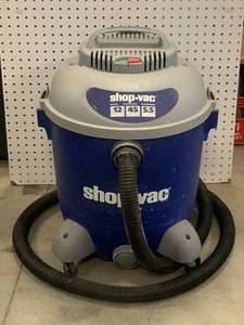 lot 33 image: 12 Gallon Shop Vac 5.5hp