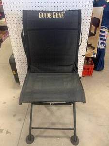 lot 35 image: Gear Guide Hunting Blind Chair ($79 retail)