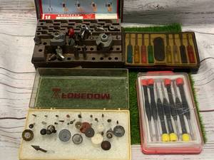 lot 47 image: Router Bits, Brushes, Screwdriver Sets