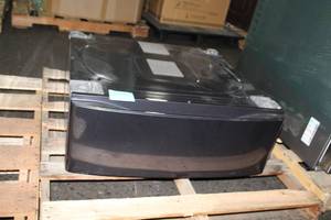 lot 829 image: Samsung Steam Washer Pedestal WE302NGA3 (display model)