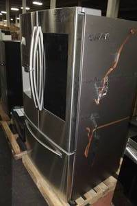 lot 828 image: 2019 Samsung Side-by-Side Refrigerator Bottom Freezer with WaterIce RF265BEAESR (return to vendor)