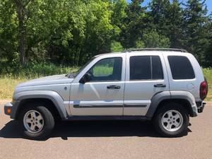 2005 Jeep Liberty Sport - 4x4