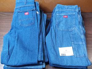 lot 41 image: 11 Pairs Of Dickies Jeans - 5 36x34 Carpenter Jeans, 6 36x34 Relaxed Fit Jeans
