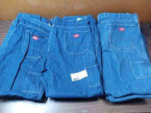 lot 53 image: 10 Pairs Of Dixies Jeans - 2 40x34 Relaxed Fit Jeans, 6 40x34 Carpenters Jeans, 2 40x32 Carpenters Jeans