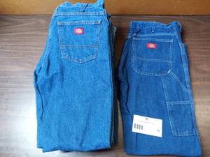 lot 70 image: 6 Pairs of Dickies Carpenter Jeans -  (5) 32x32  & (1) 32x34