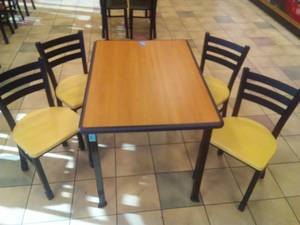 lot 59 image: 4 Top Table with 4 Chairs (Yellow).