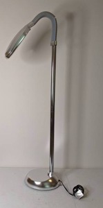 lot 536 image: Vintage Table Lamp