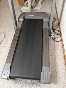 lot 539 image: Reebok RBX 500 Treadmill