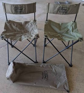 lot 590 image: Set of Folding Camping Chairs wStorage Bag