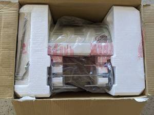 lot 33 image: New George Forman GR59A Baby Rotisserie Grill