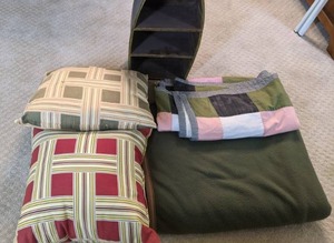 lot 389 image: Wood Boat Shelf, (2) Throw Pillows, Quilt, & Blanket