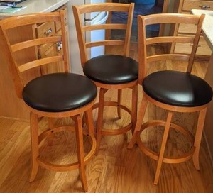 lot 377 image: (3) Wood Barstool Chairs w Vinyl Swivel Seats