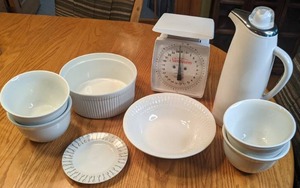 lot 381 image: (4) Pottery Barn Bowls, Apilco Souffl Dish, Brentwood Bowl, Carafe & Sunbeam Scale