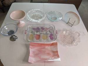 lot 410 image: Pretty in Pink Vintage Glassware