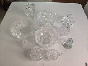 lot 411 image: Vintage Crystal Collection