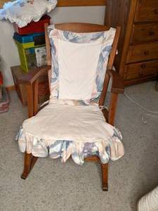 lot 352 image: Vintage Rocking Chair with Fabric Cover