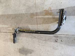 lot 49 image: Outfitter Adventure System Receiver Hitch Bike Rack