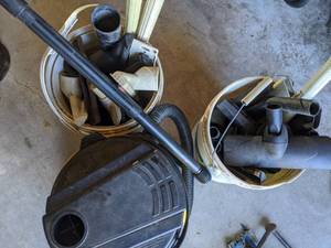 lot 107 image: Genie 6 Gallon WetDry Vac with Attachments