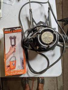 lot 154 image: Vintage Craftsman Router and Black and Decker Drill Guide