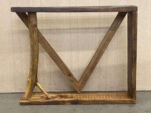 Re-Claimed Wood V-Themed Wall Decor