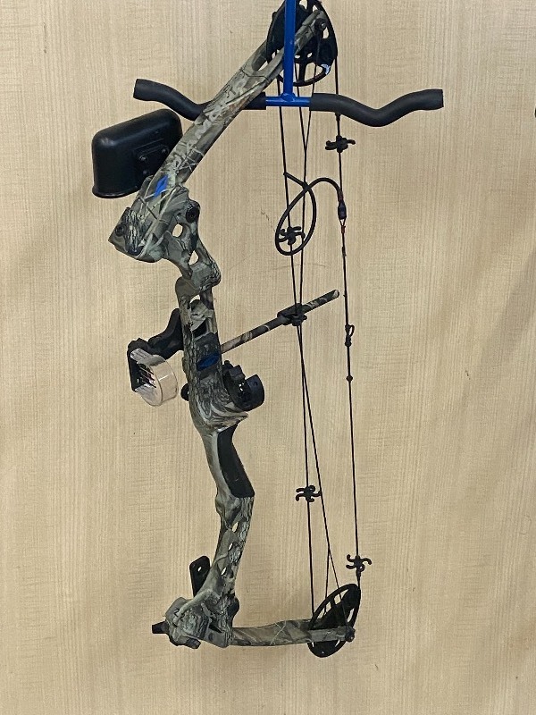 Crossbow / Diamond Youth Bows / BowTree Bow Hanger Rack KBID