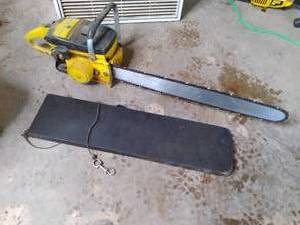 lot 51 image: Mcculloch Chainsaw MAC 10-10A...