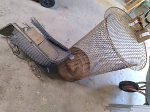 lot 57 image: Wire BasketTrash Can, & Broken Wic...