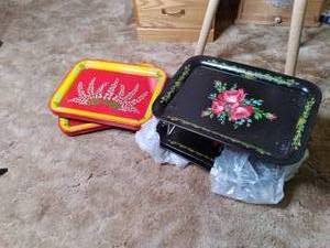 lot 99 image: (14) TV Trays, 4 are Stand Alone St...