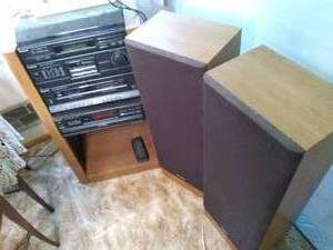 lot 103 image: Panasonic Stereo System With 5 Disc...