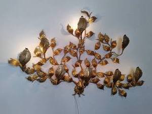 lot 150 image: Large Lighted Vintage Wall Dcor F...