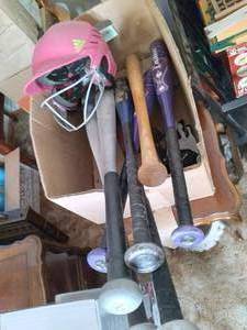 lot 154 image: Youth Softball & Baseball