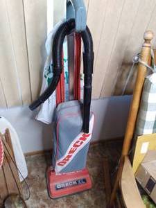 lot 179 image: Oreck Vacuum Cleaner With Attachmen...