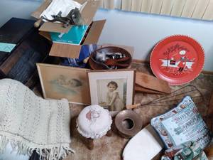 lot 180 image: Vintage Items & More (Throw Blanket...