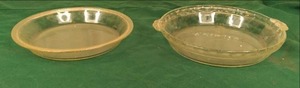 lot 217 image: Pyrex Pie Pans See Photos...