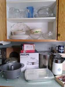 lot 222 image: Vintage Pressure Cooker, Philips Ju...