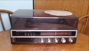 lot 234 image: JC Penny AMFM Stereo 8 Track Turnt...