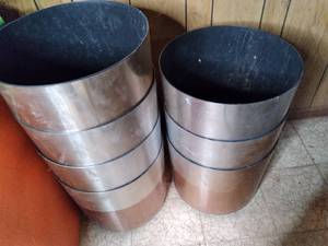 lot 272 image: (7) Planter (16.5)...