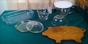 lot 205 image: Vintage Pyrex See Photos...