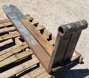 Set of Forklift Forks - 1.75 x 5 x 60