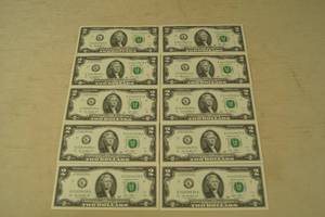 10 Sequential Uncirculated US $2 Bills