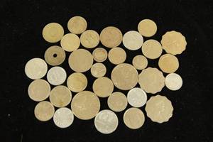 Foreign Coins - Portugal, Venezuela, Hong Kong