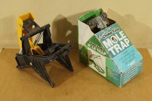 2 Mole Traps
