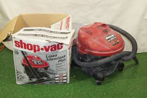 Shop Vac 8 Gallon 2.5 HP WetDry Vacuum