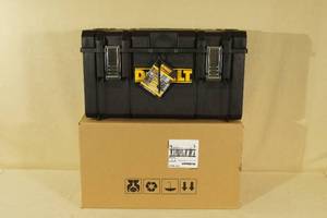 DeWalt DS300H Tough System Tool Box