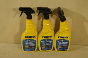 Rain-X 2-in-1 Glass Cleaner and Rain Repellent