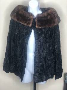 lot 1 image: Vintage Label Authority 1950s Black Lambskin Mink Collar Swing Coat (S)