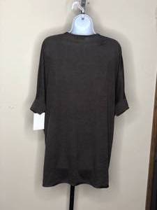 lot 34 image: 16 Pieces BRAND NEW Kokoon Womens Designer Clothes (XS) ($856 Value)